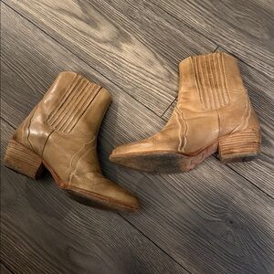 Free People Tan and Brown Leather western Boots size 38.5 or us 8